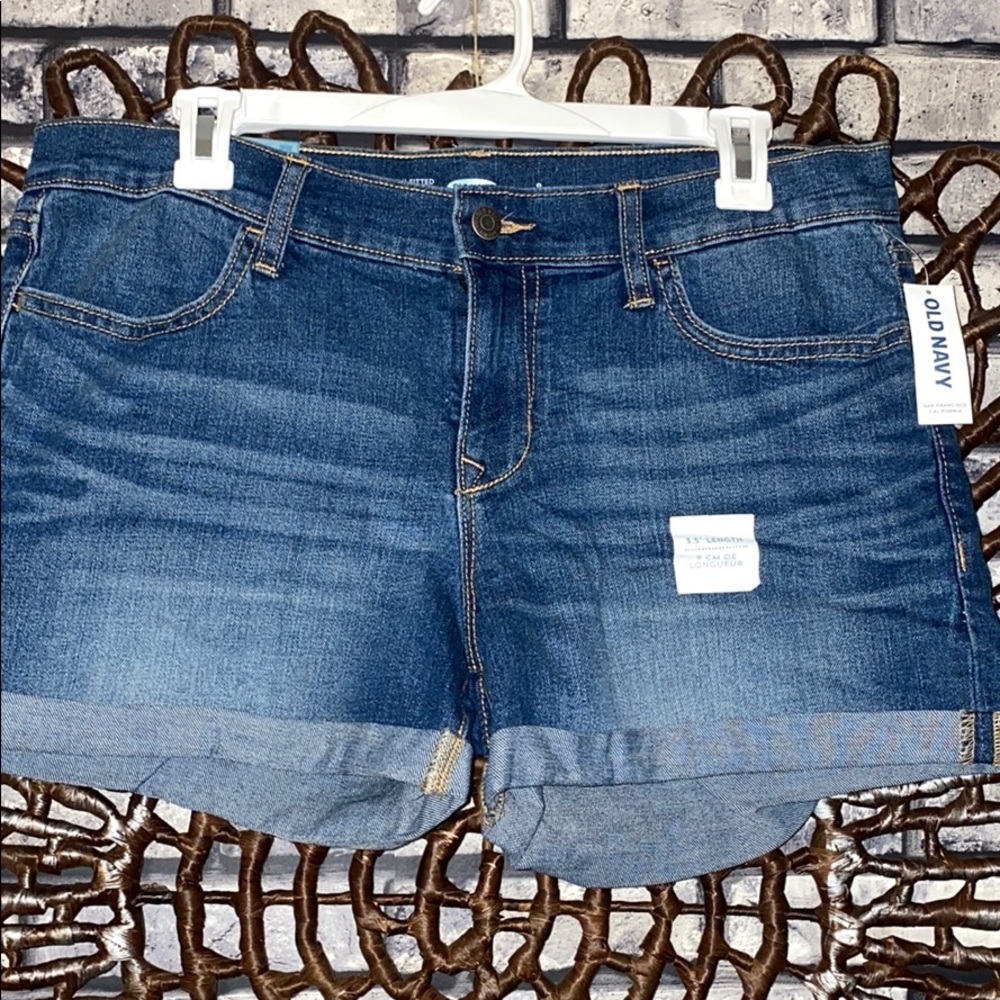 New Old Navy stretch 3.5in Jean shorts 8